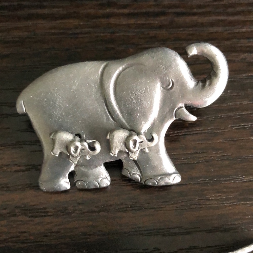 Torino Elephant Set Necklace Brooch Earrings